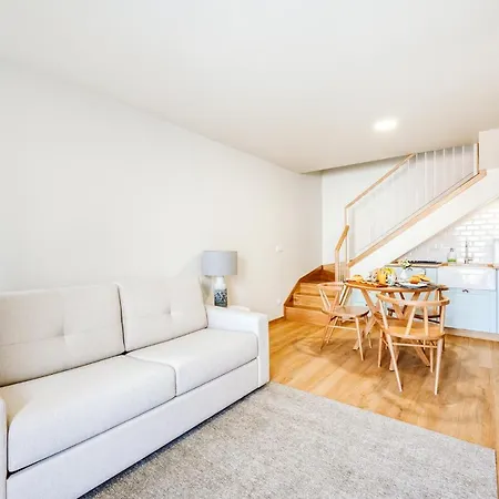 Apartamento Casa Andorinhas - 1 Bedroom Sleeps 4 *