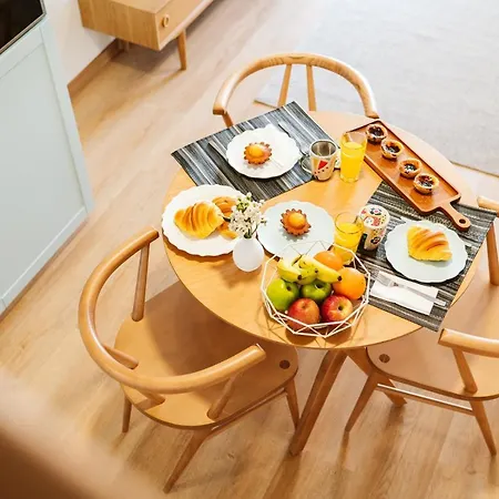 Casa Andorinhas - 1 Bedroom Sleeps 4 Камара-де-Лобуш