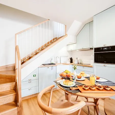 Casa Andorinhas - 1 Bedroom Sleeps 4 Апартаменты Камара-де-Лобуш