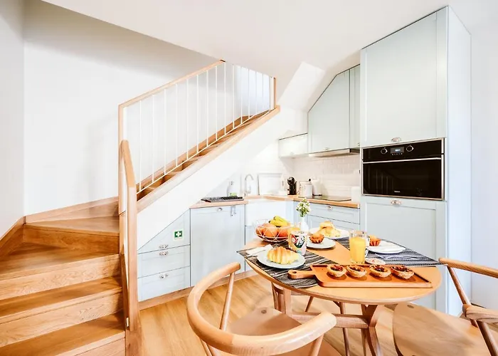 Casa Andorinhas - 1 Bedroom Sleeps 4 דירה Câmara de Lobos