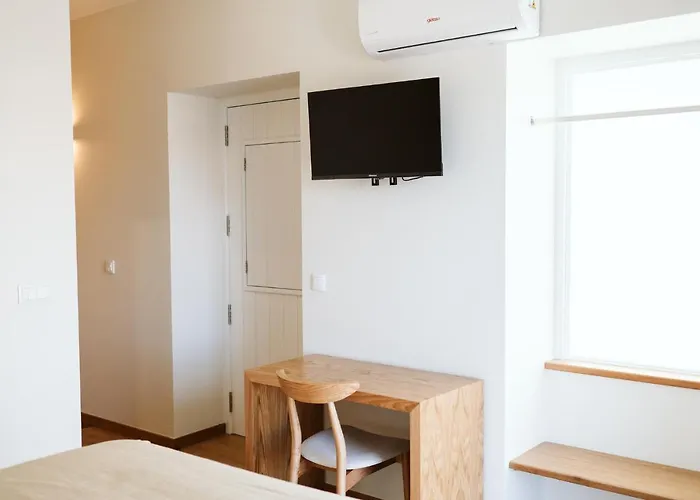 דירה Casa Andorinhas - 1 Bedroom Sleeps 4 *